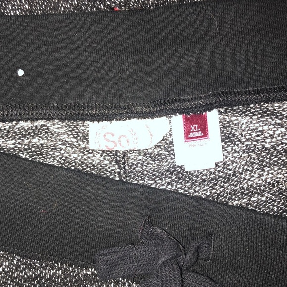 SO black & gray XL 100% cotton joggers w/ pockets ties @ waist NWOT - Picture 6 of 11